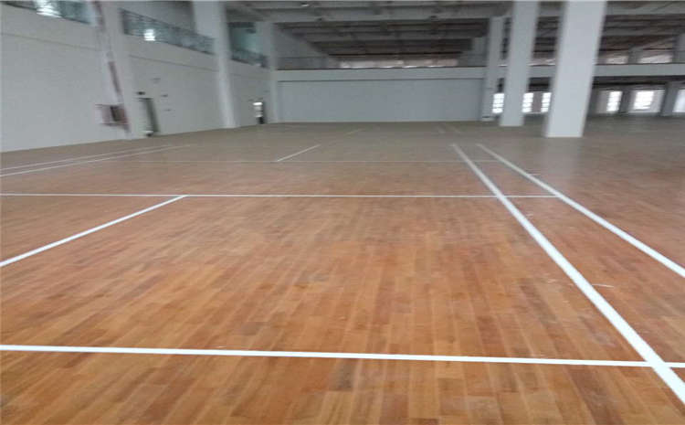 篮球木地板是体育竞技比赛场所专用地板