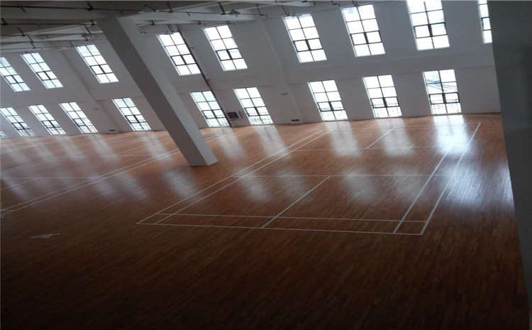俄勒冈松篮球运动地板结构