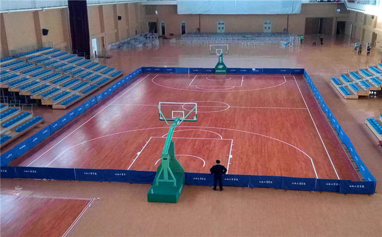 如何做好篮球场木地板的保养工作？