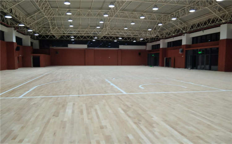24厚木地板篮球馆一平米价格