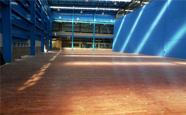 五角枫体育木地板施工技术方案