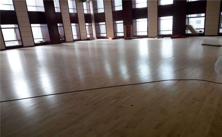 拉萨专用运动木地板翻新