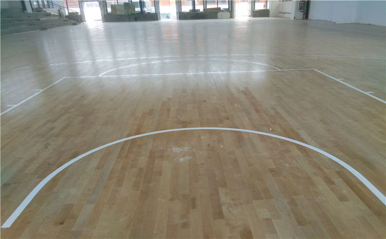 拼接板篮球场实木地板安装工艺